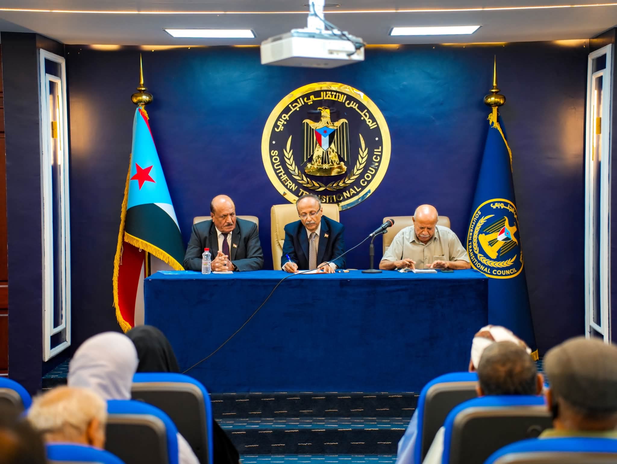 الجمعية العمومية تحتضن لقاء فريق الحوار الجنوبي مع قيادات الجمعية الوطنية ومجلس المستشارين