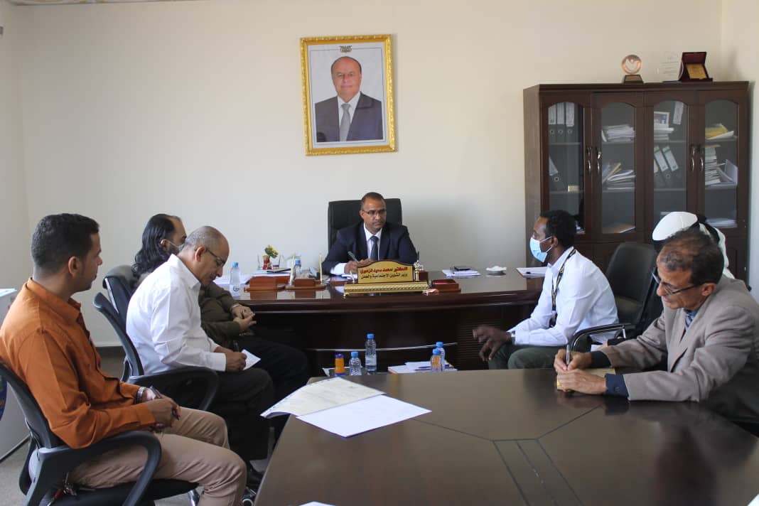 وزير الشؤون الإجتماعية والعمل يلتقي السيد زيليكي باشا عن لجنة الإنقاذ الدولية