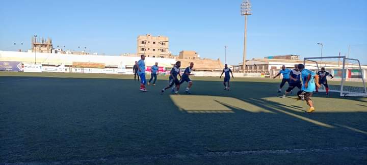 فريق النفط يصعد للدور الثاني في بطولة كأس عدن الخماسية
