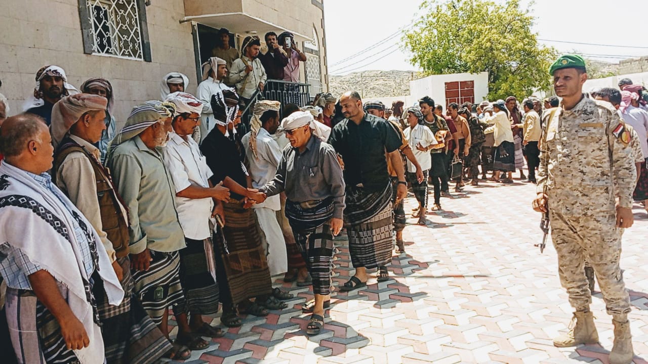 قيادات سياسية وشخصيات اجتماعية من الضالع تقدم واجب العزاء لأسرة الرئيس السابق عبدربه منصور هادي