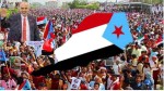 كيف يوازن المجلس الانتقالي بين الضغط الشعبي وكسب الثقة الإقليمية والدولية